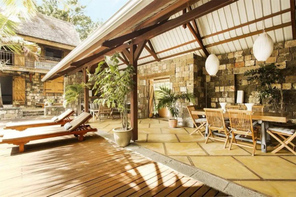 villa ile maurice cazembois terrasse