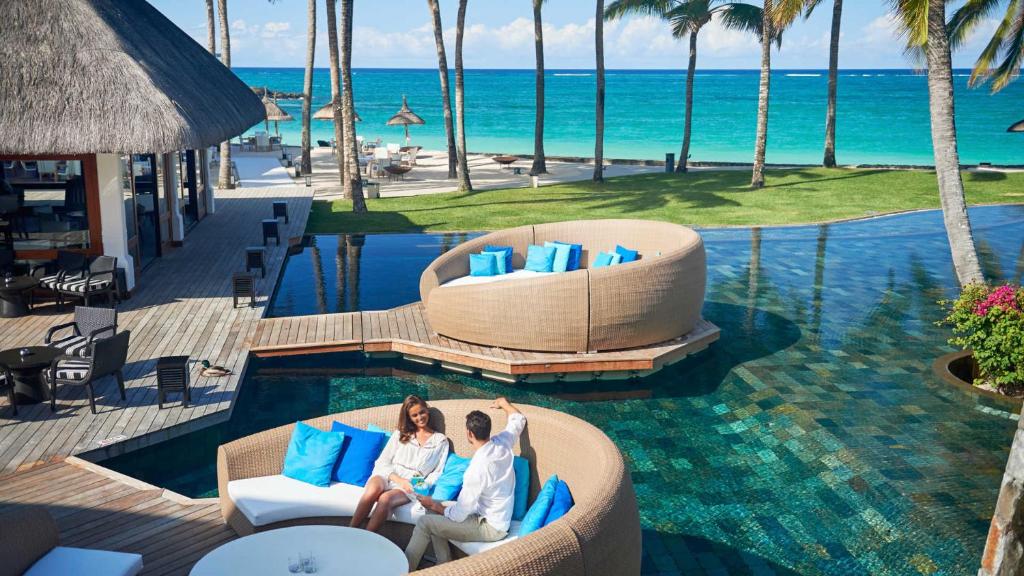 hotel constance belle mare piscine vue plage